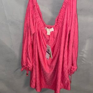 Michael Cole, pink after shoulder top